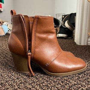 Brown ankle boots, used, good condition